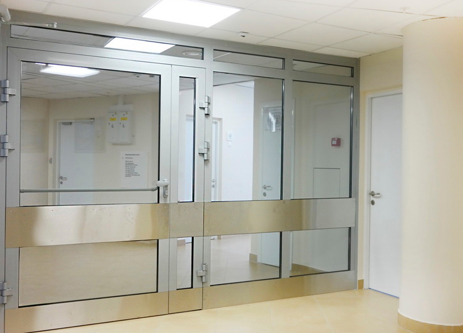 Противопожарные перегородки со стеклом